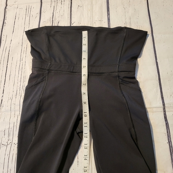 Lululemon Athletica Black Crop Pant Size 2 - Picture 9 of 10